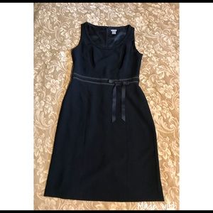 Ann Taylor Petites Black Sleeveless Dress SZ 10P